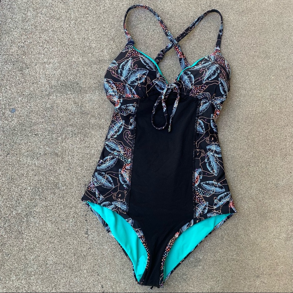 MAAJI // NWT Panther Reversible One Piece Swimsuit - Size M